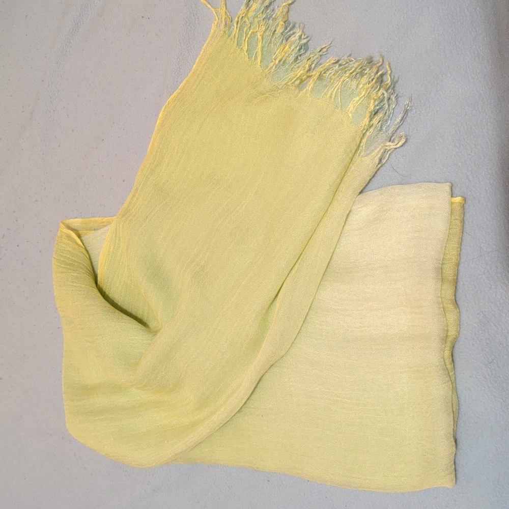 Green/yellow ombre scarf